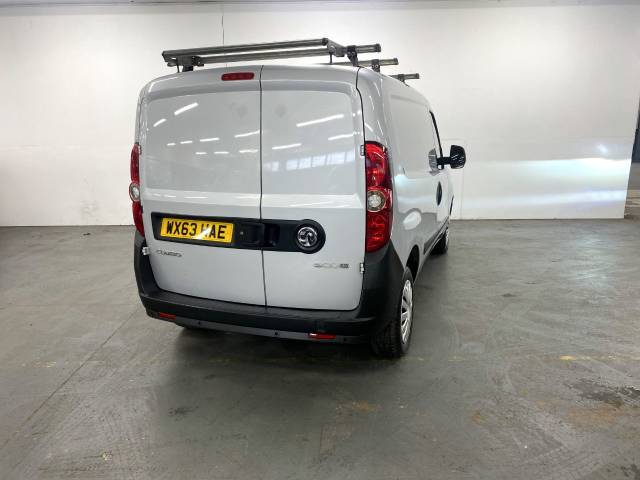 2013 Vauxhall Combo 2000 1.3 CDTI 16V ecoFLEX H1 Van